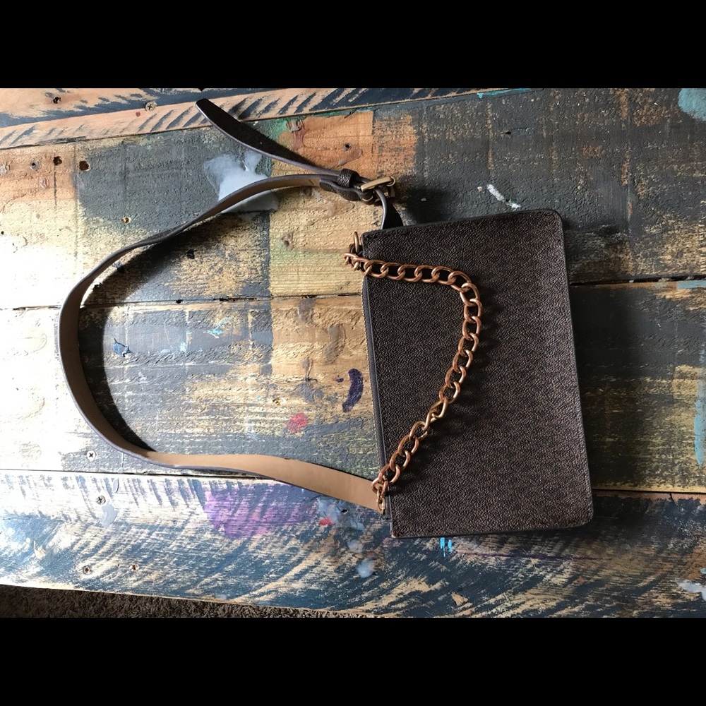 Fanny pack